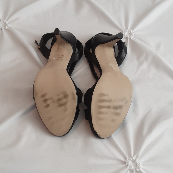 BNWOT - Le Chateau Black High Heel Sandals - Picture 4 of 4